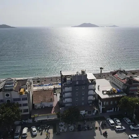 Sea Door 페티예
